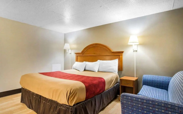 Econo Lodge New Paltz