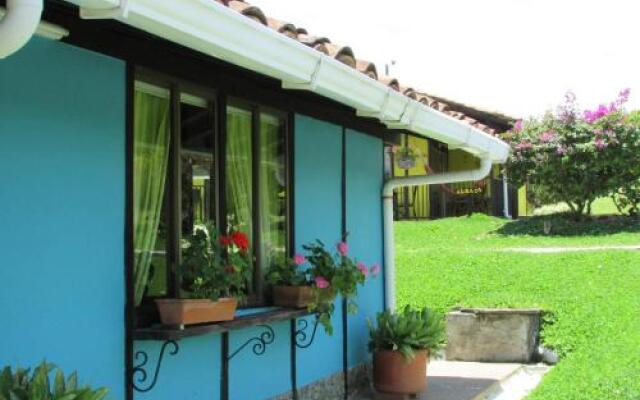 Отель Finca Hotel La Sonora Колумбия, Монтенегро - отзывы, цены и фото номеров - забронировать отель Finca Hotel La Sonora онлайн вид на фасад
