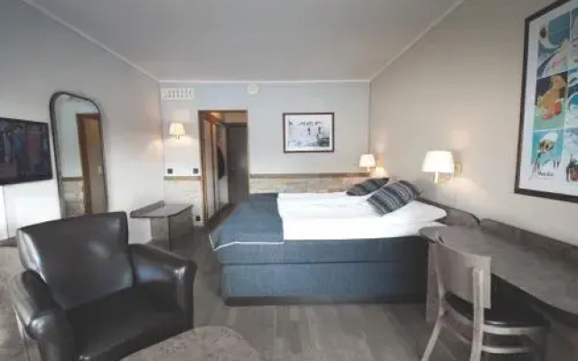 Pers Hotel