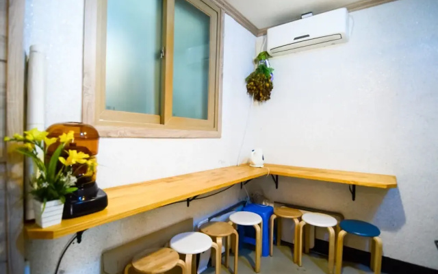 Jeonju Pungnam House Guest House