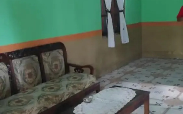 Dibyo Homestay
