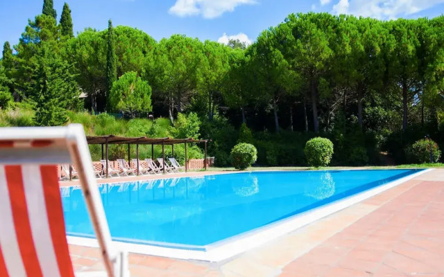 Pleasant Apartment in Montespertoli with Pool