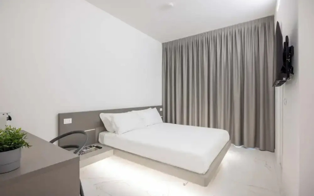 Excelsior Station Suite