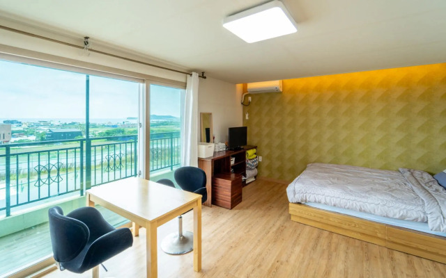 Seogwipo Geora Pension