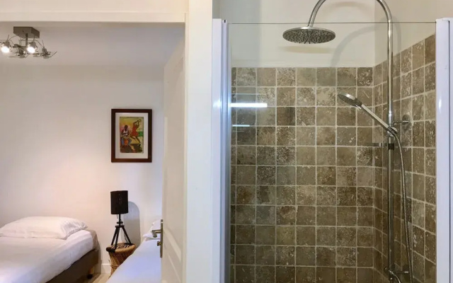 Villa 110