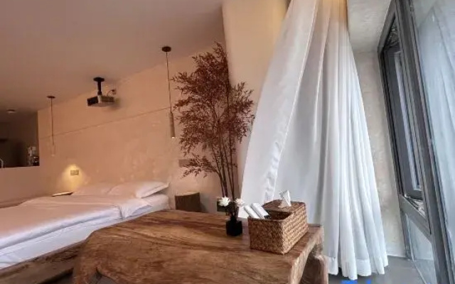 Heshi Homestay (Bishan Subway Station)