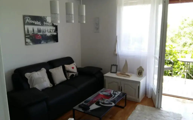 Apartment Macho