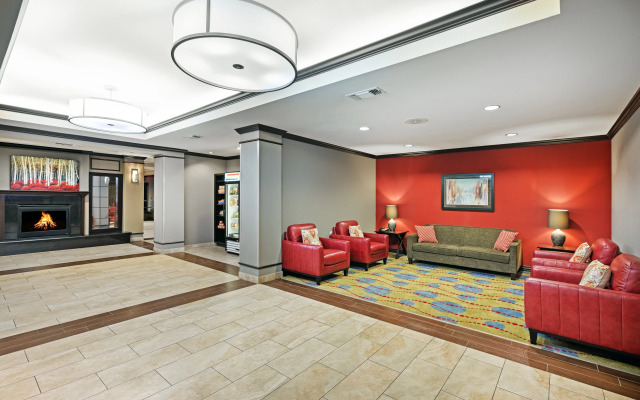 Holiday Inn Express & Suites Floresville by IHG