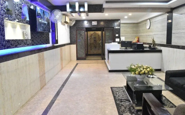 Mayur Hotel