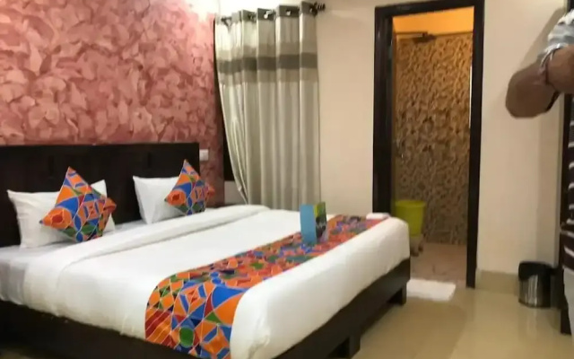 Hotel J S Regency