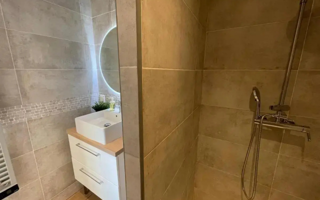 Studio Menton, 1 pièce, 2 personnes - FR-1-647-8
