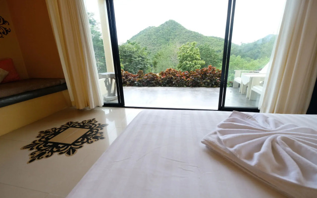 Hi - Scene Resort