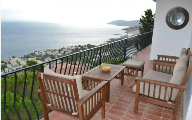 Apartment in Llançà, Girona 103554 by MO Rentals