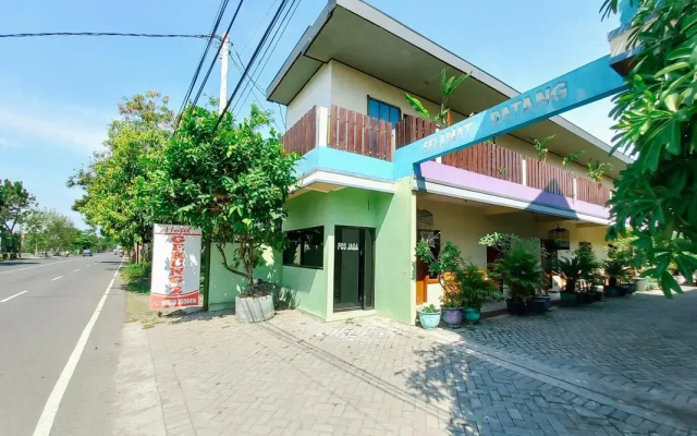 Hotel Gerung 2 near Luwes Mall Nganjuk Mitra RedDoorz