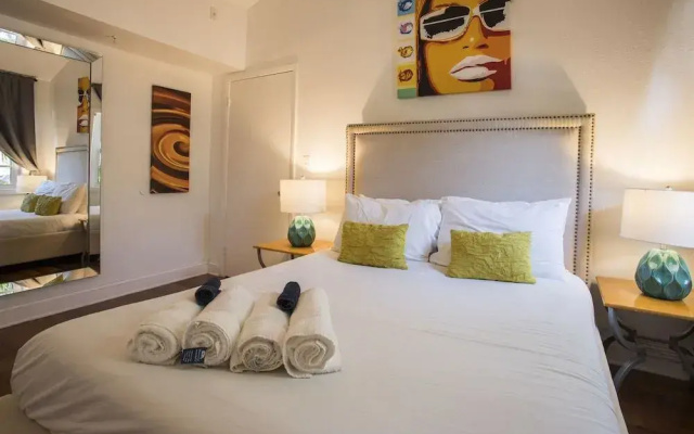 Hispaniola Apartments Part of the Oasis Casita Collection