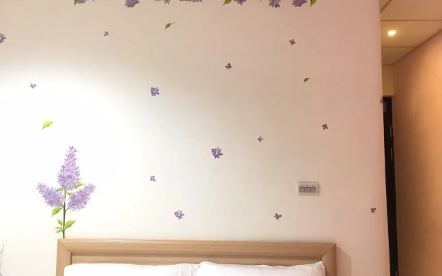 H Fun Hotel