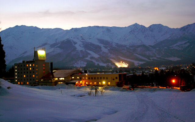 Hakuba Highland Hotel Хакуба вид на фасад