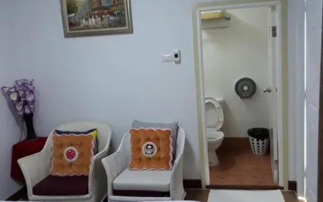 Avocado Resort