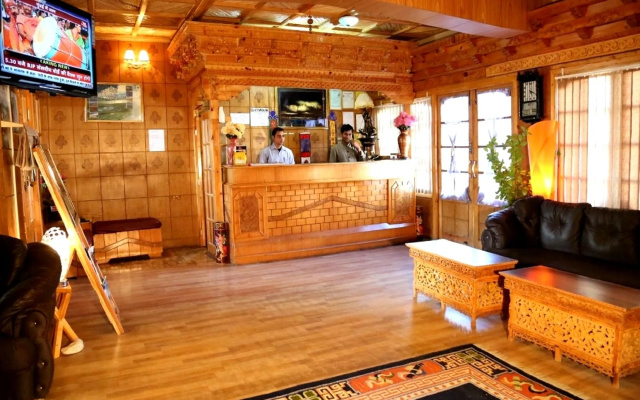 TIH Hotel Royal Palace