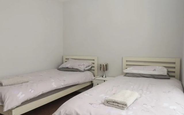 Dolphin Chalet