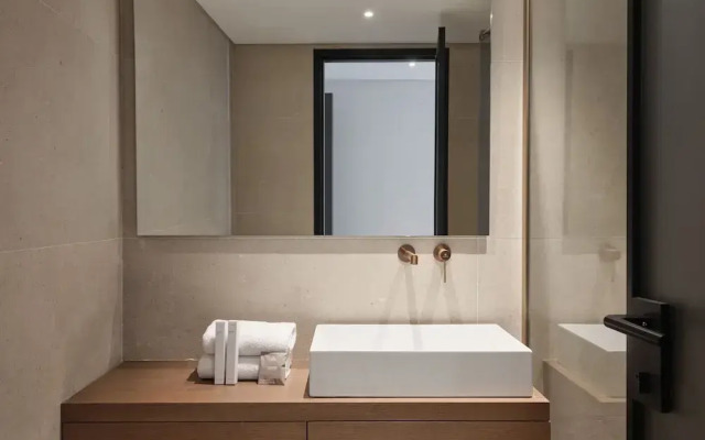 Blanco Athens Aparthotel
