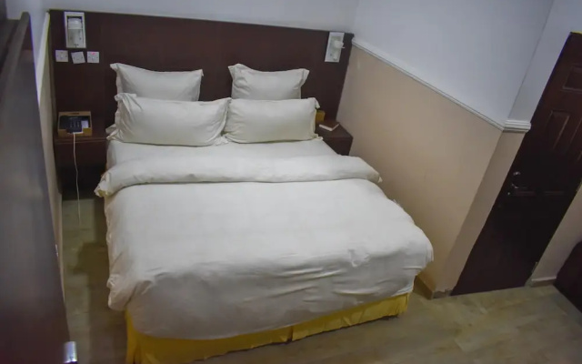Zeus Paradise Hotel Abuja
