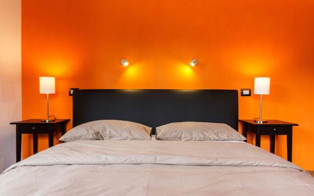 Отель B&B L'Angolo Cortese вид на фасад