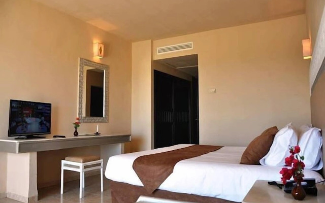 Hotel Byblos