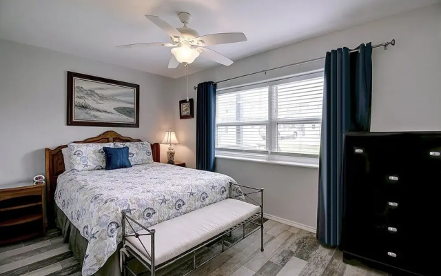 Turtles Pace 2 Bedroom Condo by Redawning