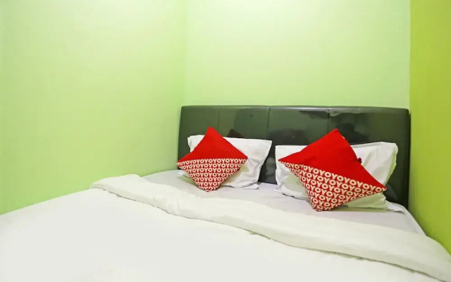 OYO 90848 J&b Rooms Bekasi