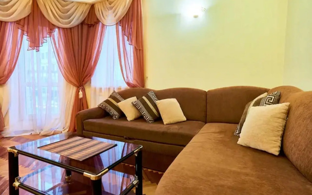 Апартаменты Home-Hotel, ул. Спасская, 25-17