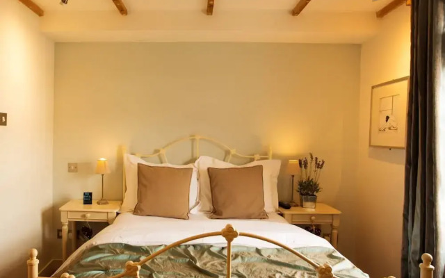Bath House Hotel