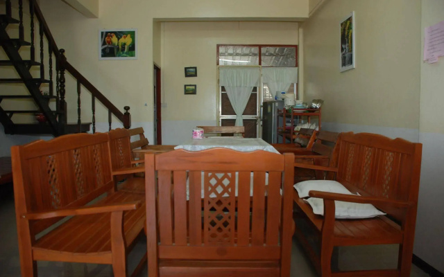 Baan Khun Nong