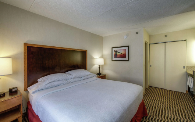 Embassy Suites by Hilton Detroit Metro Airport