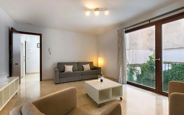 Elvira Suites