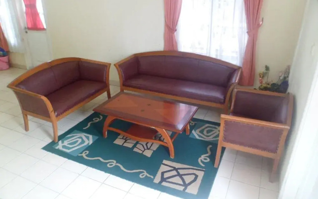 Villa Kota Bunga Mawar