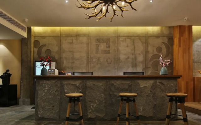 Yinqi Xinsu Hotel