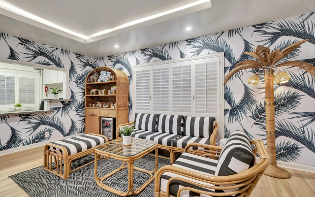 Santa Monica Hotel