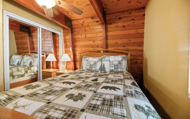 Bear Claw Inn