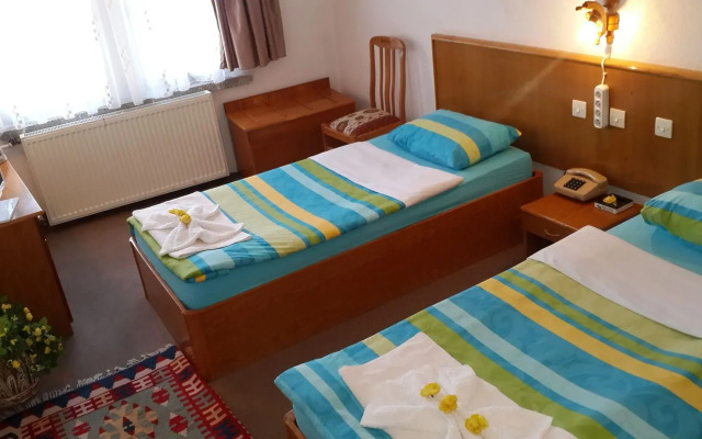 Hotel Ozyel