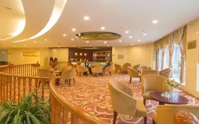 Luming Hotel