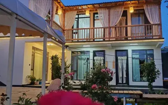 Juncheng Oxygen Bar B&B (No.3 Shop)
