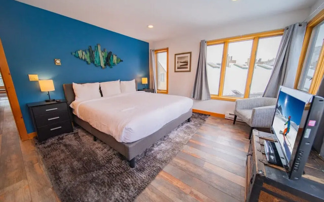 Montezuma 1771 by SummitCove Vacation Lodging