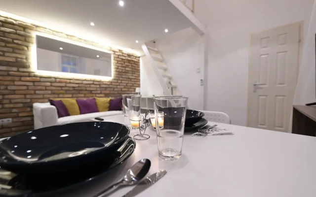 Cosy Flat in Király Street