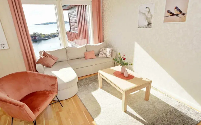 6 Person Holiday Home in Eydehavn