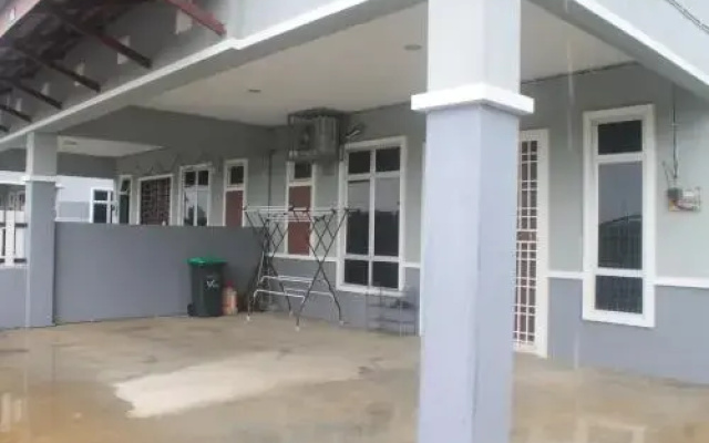 Al-Yasr Guest House Pendang