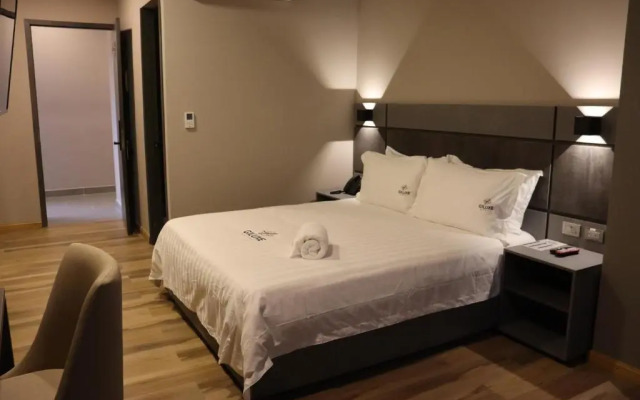 Giluxe Hotel