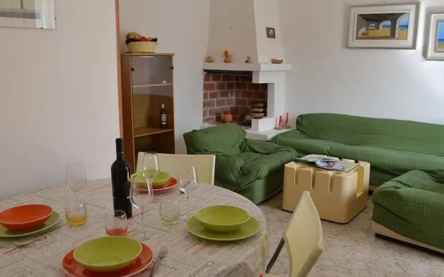 Apartment Near The Beach With Air Conditioning Pets Allowed