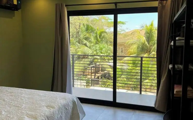 Modern 3-bedroom House With Pool Access in Playa Grande
