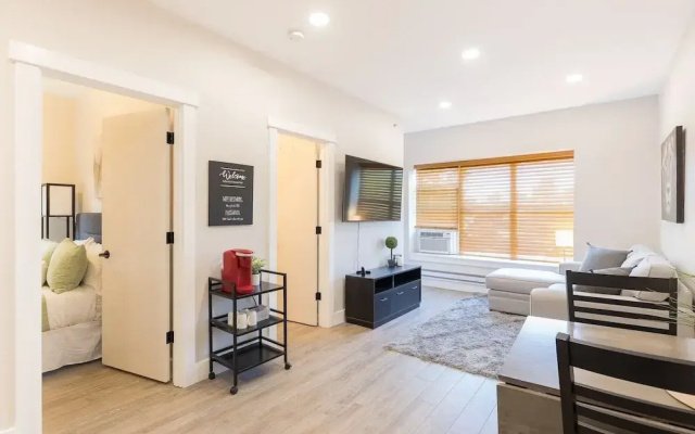 Updated 2 Bedroom Apartment